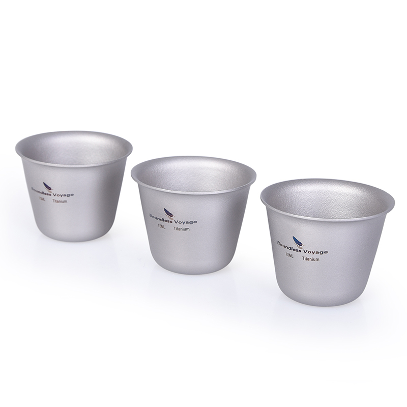 Wine Or Beer - Boundless Voyage 3-teiliges Titan-Becher-Set Mini-Weingläser für