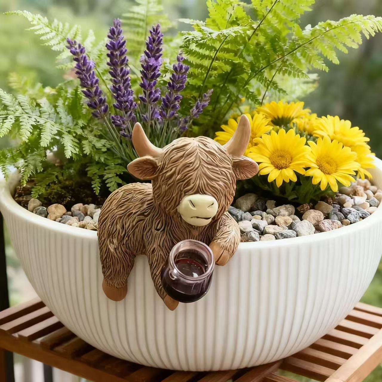 Lustige Highland-Kuh-Figur mit – Wine Beer Garden Bewertung und Preis